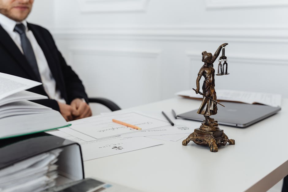 Real estate contract signing and legal documentation Panama